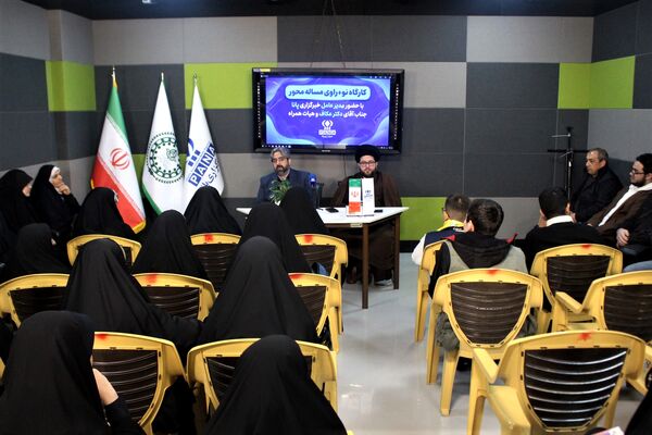 حضور مدیرعامل خبرگزاری پانا در جمع دانش‌آموزخبرنگاران استان قم