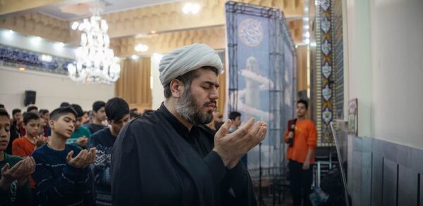 اعتکاف پسران نسل آفتاب