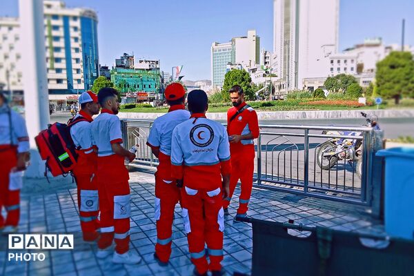وداع تاریخی با رهبر شهید در مشهدالرضا