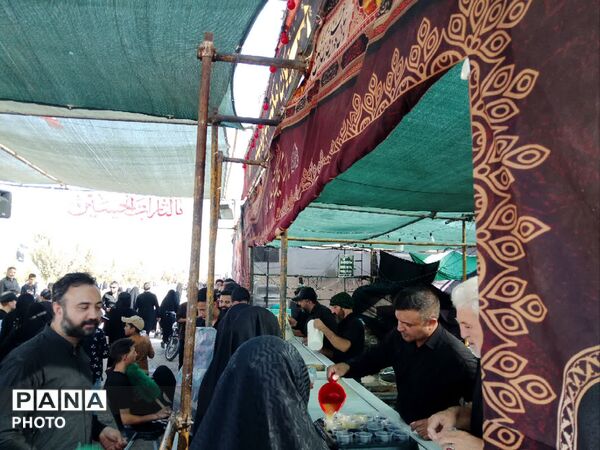 پیاده‌روی اربعینی عاشقان ظهور در بلوار پیامبر اعظم قم