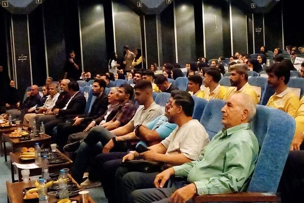 سمینار و باز آموزی قوانین و مقررات والیبال در الیگودرز