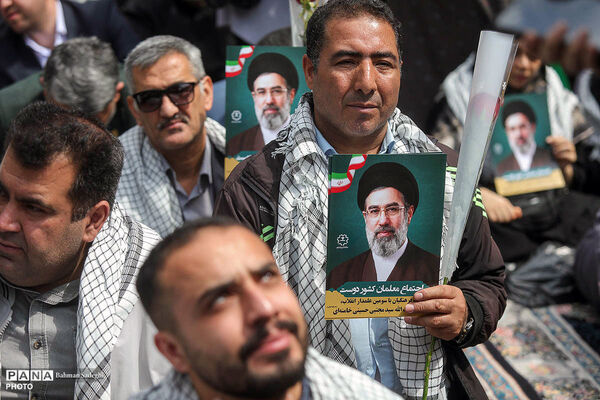 بیعت معلمان با رهبر معظم انقلاب