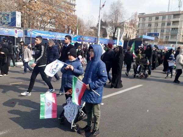 چهل و ششمین سالگرد پیروزی انقلاب اسلامی تجلّی اتّحاد و اقتدار ملّی 