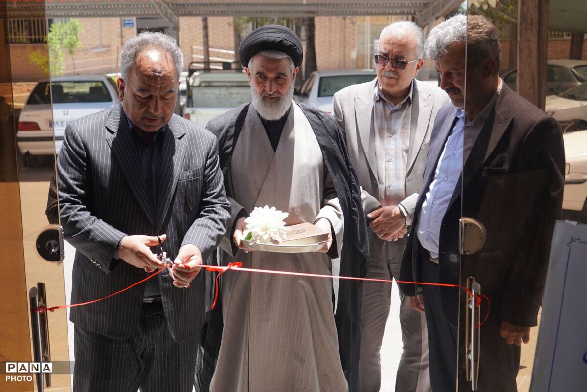 افتتاح نمایشگاه دست سازه های اوقات فراغت در بیرجند