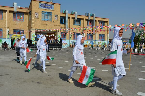 برگزاری المپیاد ورزشی درون مدرسه‌ای در بهارستان‌دو