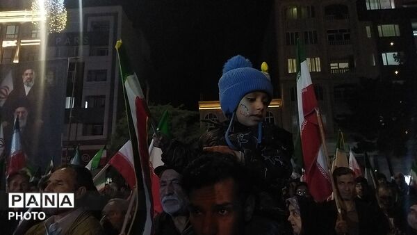 قاب هایی از حماسه سی و نهمین شب در نیشابور 