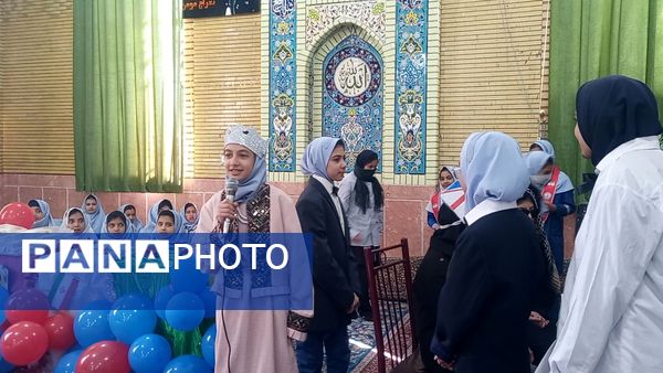 جشن باشکوهی به مناسبت ایام الله دهه  فجر در حسینیه شهر بار