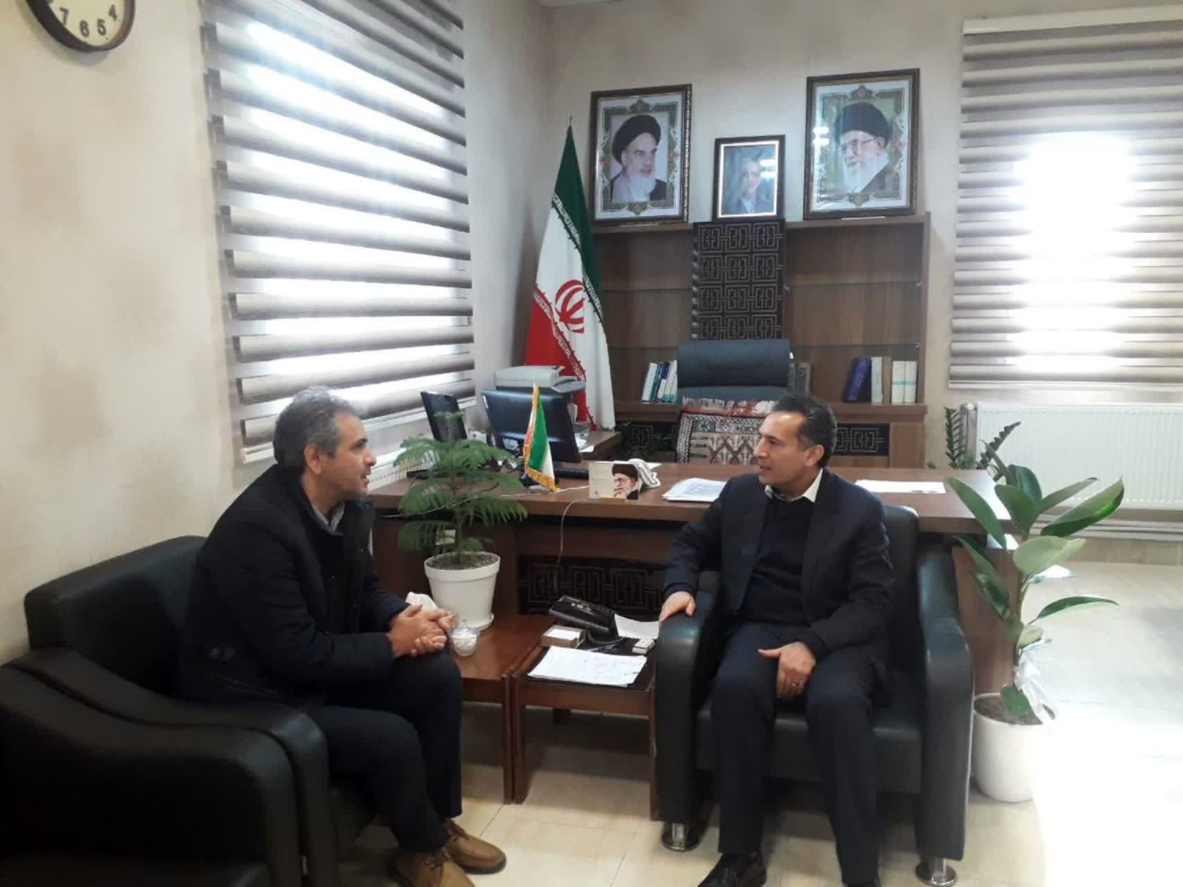 دیدار سرپرست فرمانداری سملقان با مسئول پارک علم فناوری شهرستان
