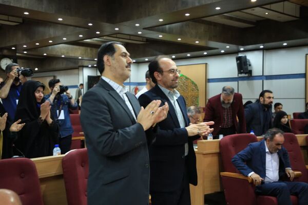 نشست صمیمی مدیران رسانه با استاندار قم