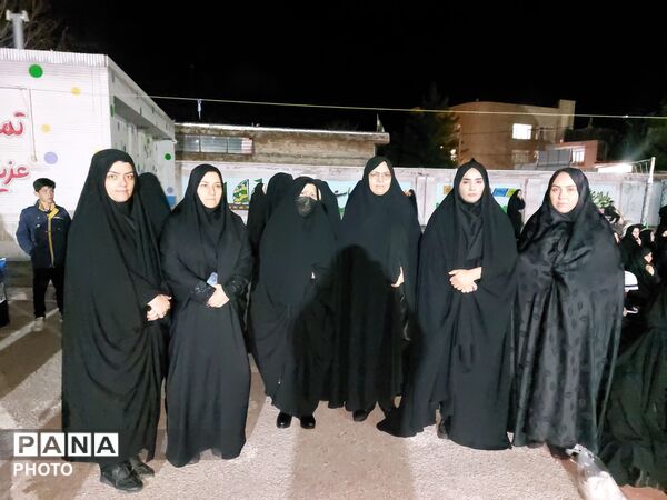 مراسم یادبود دانش آموزان میناب در آموزشگاه عصمت