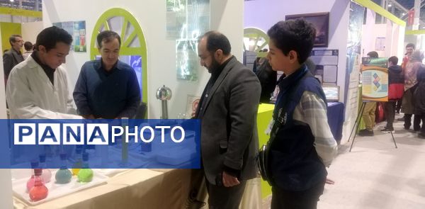 حضور غرفه آموزش و پرورش ناحیه 7 در نمایشگاه پژوهشی و فناوری خراسان رضوی