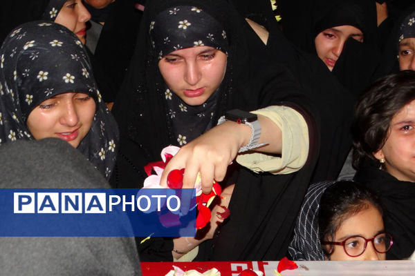 از پرواز تا میزبانی؛ مسجدالقرآن شیراز میزبان پیکر پاک شهید گمنام