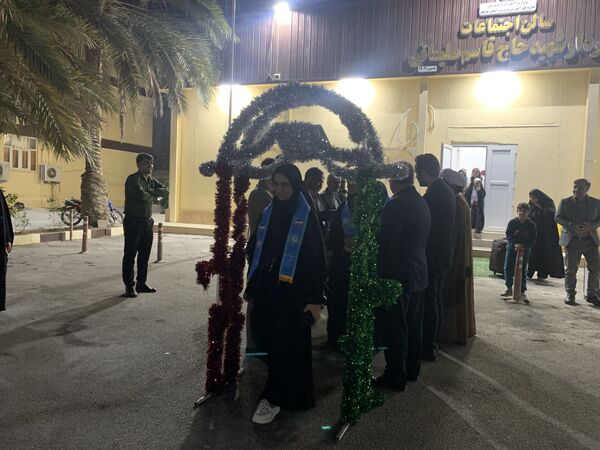 بدرقه کاروان دانش‌آموزان دختر بوشهر به سفر معنوی عمره