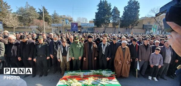 تشییع پیکر شهید سوری و شهیده شاهی با استقبال پرشور مردم