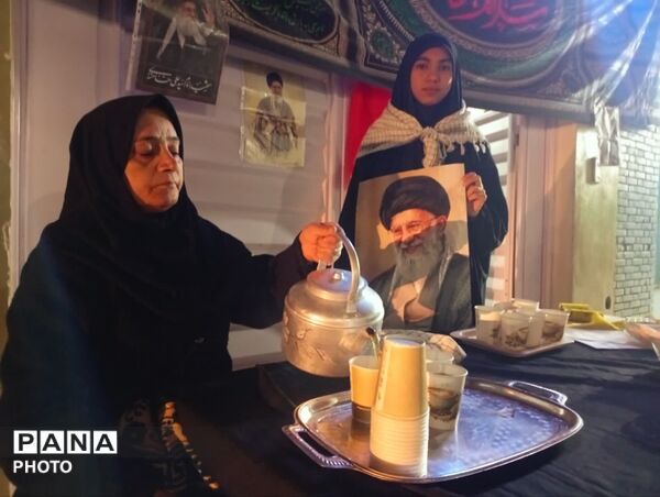 موکب دبیرستان دخترانه عفت در سوگ رهبر شهیدمان