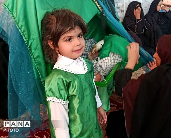 آیین معنوی شیرخوارگان حسینی در شهرستان فیض آباد