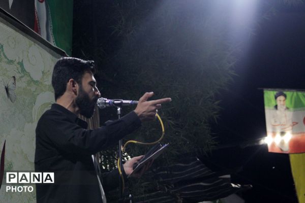 عبور از صدمین شب حضور
