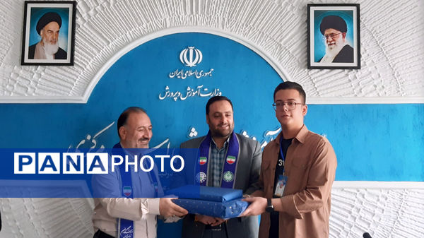 افتتاحیه دوازدهمین دوره مجلس دانش‌آموزی کشور با برگزاری انتخابات هیات رئیسه و تحلیف