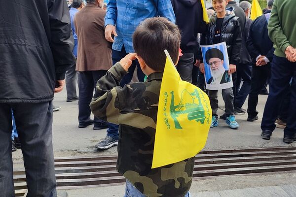 حضور پرشور مردم و مسئولان رباط کریم در راهپیمایی روز قدس