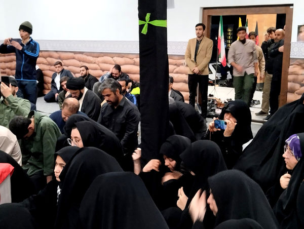 وداع با پیکر شهید «محسن صداقت» در معراج الشهدای قم