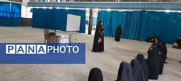 دوره آموزشی پنج روزه برای بسیجیان ناحیه ۱ خرم‌آباد در حسینیه ثارالله