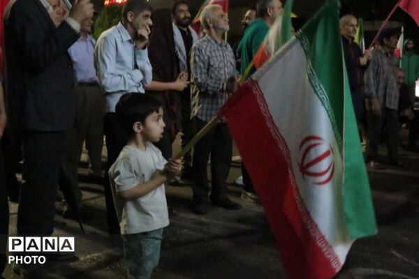 حضوری متفاوت در شبی به یادماندنی در سنگر خیابان