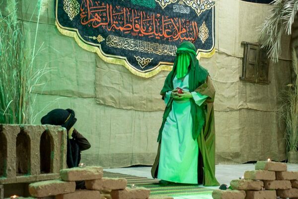 مراسم عزاداری شهادت حضرت فاطمه(س) و اجرای نمایش تشییع پیکر مادر در محلات