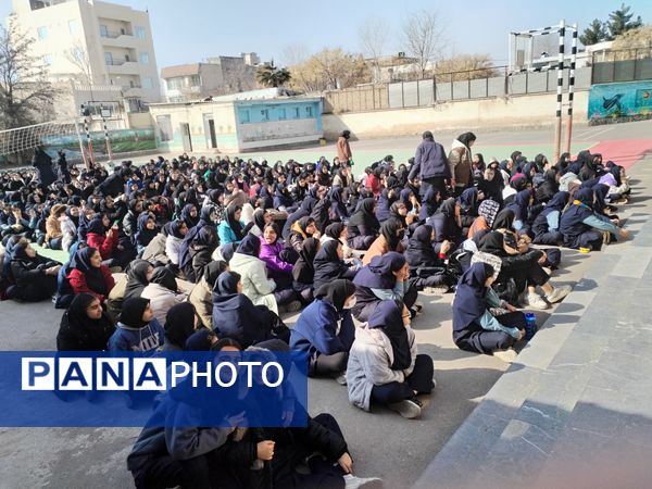 جشن ایام شعبانیه در دبیرستان هاشمی نژاد 