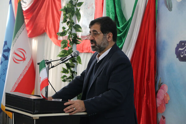 برپایی جشن «حضور تا ظهور» در دبیرستان شهیده حسنی سعدی قم