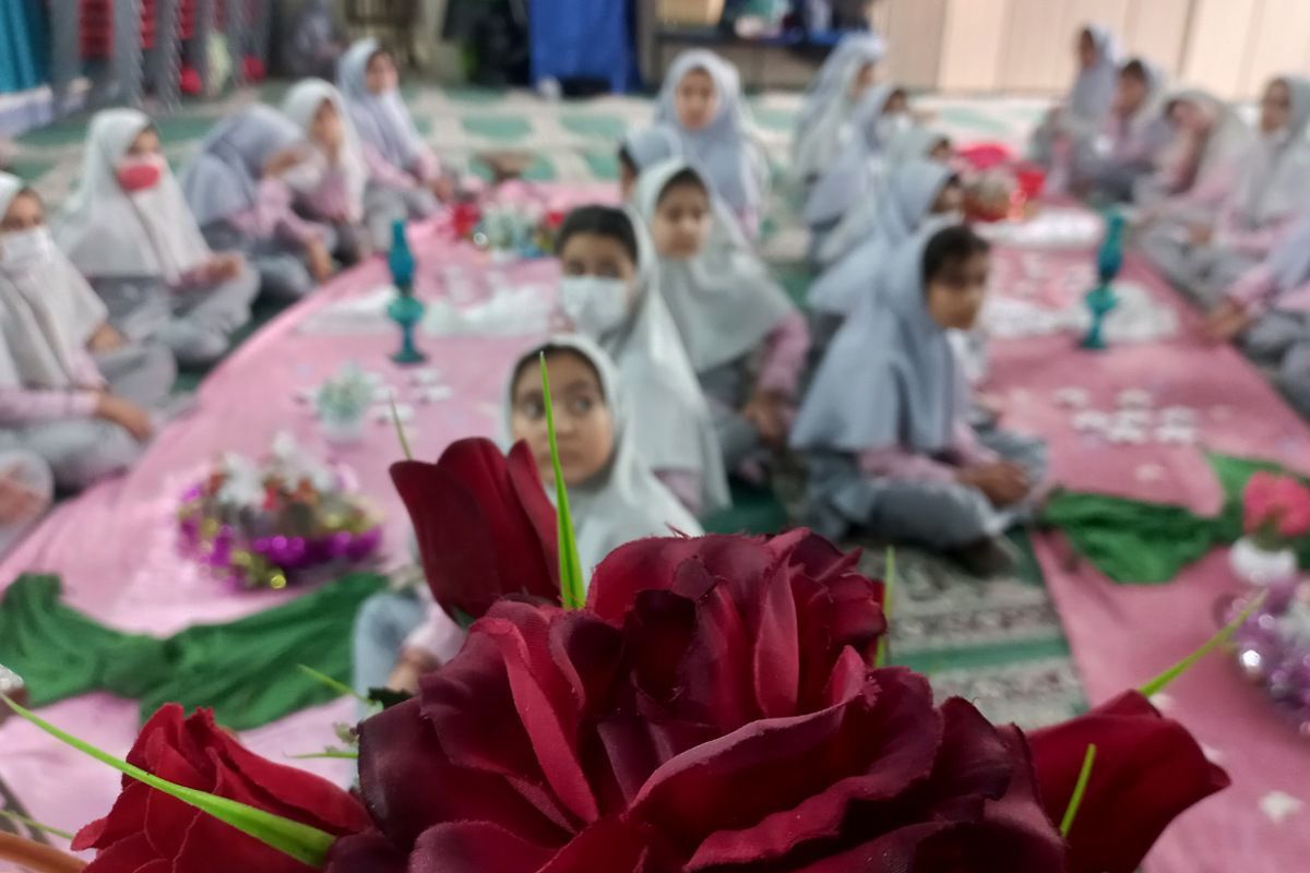 جشن روز مادر در مدارس شهید سرافراز و تربیت اسلامشهر