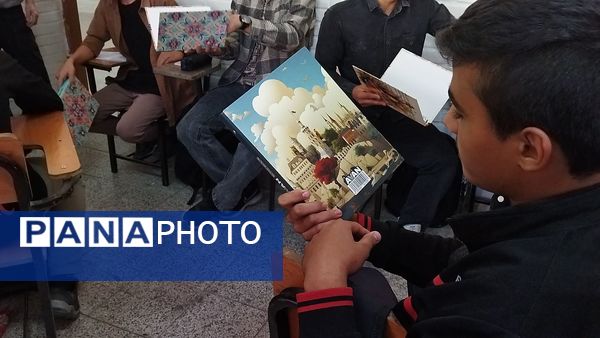 گرامیداشت روز دانش آموز در دبیرستان شاهد ابوذر غفاری 