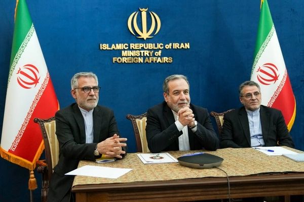 نشست ‌عراقچی با سفرا و روسای نمایندگی‌های جمهوری اسلامی ایران در قاره آسیا