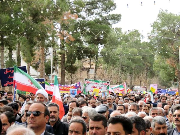 خروش مردم ولایت مدار شهرستان خلیل‌آباد‌ در یوم‌الله 22 بهمن