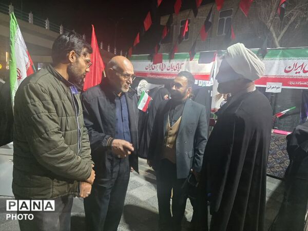 بازدید مدیرکل آموزش و پرورش استان از موکب‌های فرهنگیان و دانش‌آموزی ناحیه دو یزد