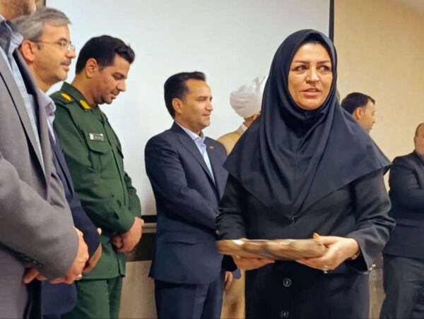 تجلیل از ۲۱ شرکت تعاونی فعال شهرستان خلیل‌آباد به مناسبت هفته تعاون