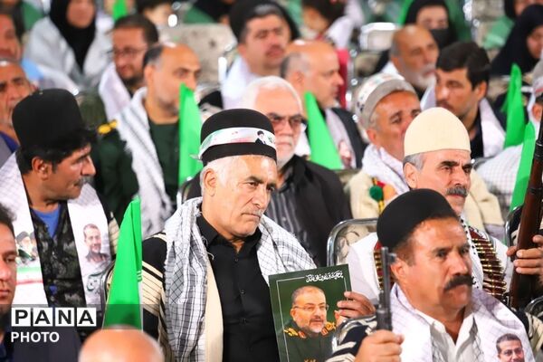 اربعین دو لاله سرخ در فارسان