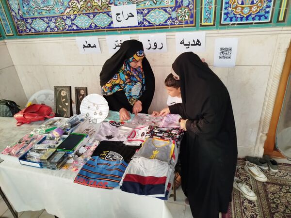نمایشگاه مشاغل خانگی در آستان مقدس امامزاده عبدالمومن شهر حبیب آباد