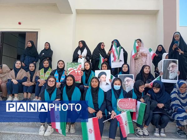 جشن پیروزی انقلاب در فین