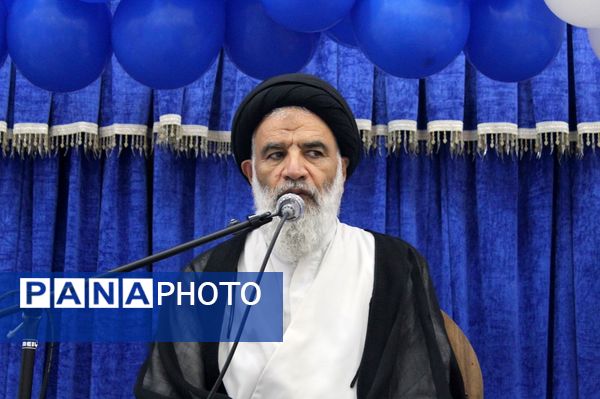 دیدار دانش‌آموزان دوره شهید علم‌الهدی با نماینده ولی فقیه در خوزستان