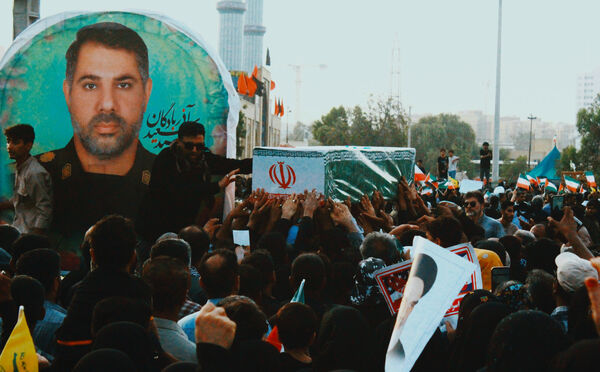 مراسم تشییع پیکر شهید «سعید آذربادگان» در بندرعباس