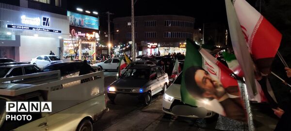 رژهٔ خودرویی در بلوار فضل نیشابور