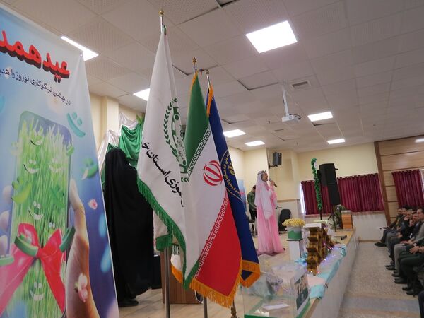 نواختن زنگ جشن نیکوکاری در دبستان امام خمینی(ره) بجنورد