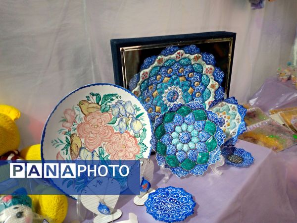 نمایشگاه محصولات اقتصادی در شهرستان