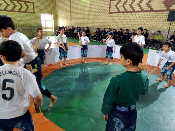 نمایش اقتدار در مدرسه میثم رشت