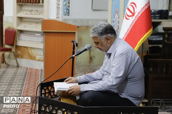 هم‌نوایی جامعه فرهنگیان تهران در سوگ رهبر شهید