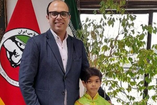 کسب مدال نقره مسابقات قهرمانی جوانان جهان توسط سید آرشام خلیل پور، دانش‌آموز آموزشگاه غفاری ناحیه دو شهرری 