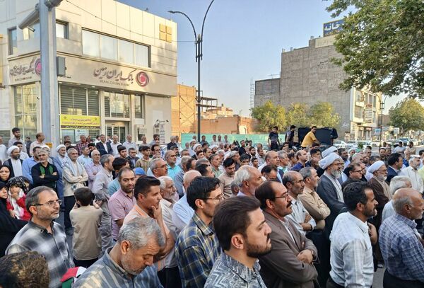 ملت ایران سکوت نخواهد کرد