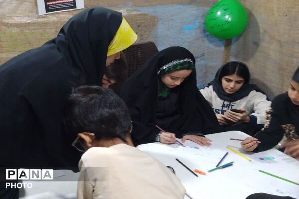 بومهن؛ جایی که غرفه ها رنگ و بوی تازه ای دارند