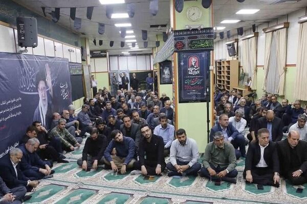 حضور وزیر آموزش و پرورش در مراسم گرامی‌داشت رهبر شهید