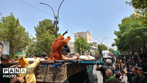 عزاداری به سبک نمادین